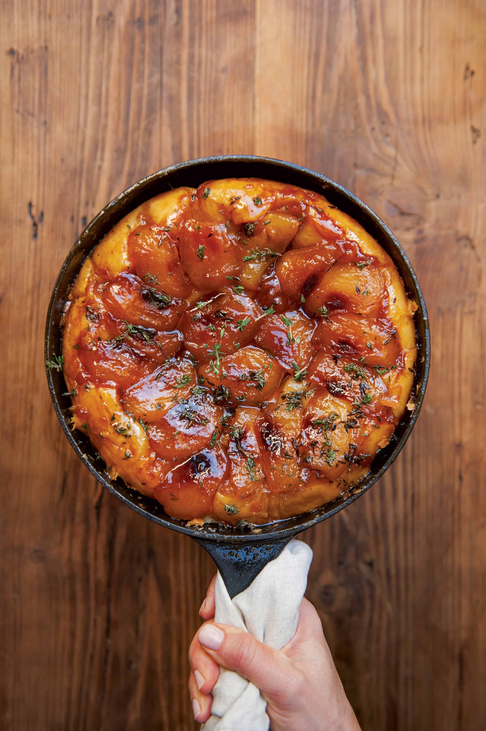 Clodagh Mckenna – Clodagh’s Suppers: Tarte Tatin with Thyme