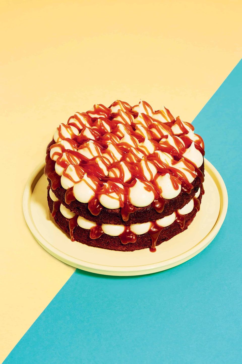 Spiced carrot and walnut cake